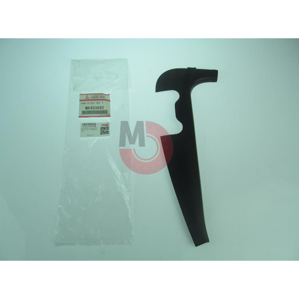 ÇITA ÖN KAPI KÖŞE PLASTİĞİ RH ORJ.